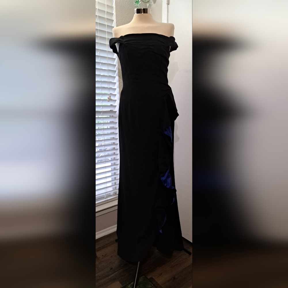 Slate & Willow Cobalt Contrast Ruffle Gown - Picture 6 of 8